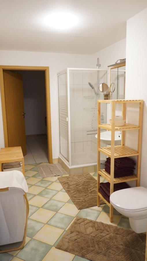 Das Neukirchen Inn Neuburg am Inn エクステリア 写真